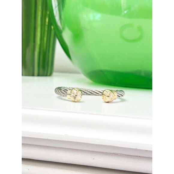 Vintage Two-Tone Silver & Gold Star Bangle – Rhinestone Accents, Flexible Fit - Picture 3 of 4